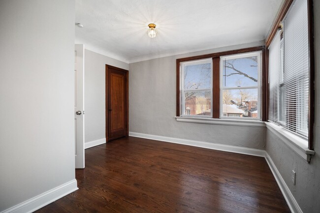 Building Photo - TGS Upstairs Lounge