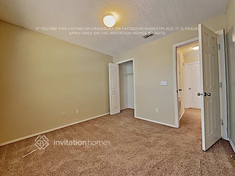 Building Photo - 7716 Pine Fork Dr