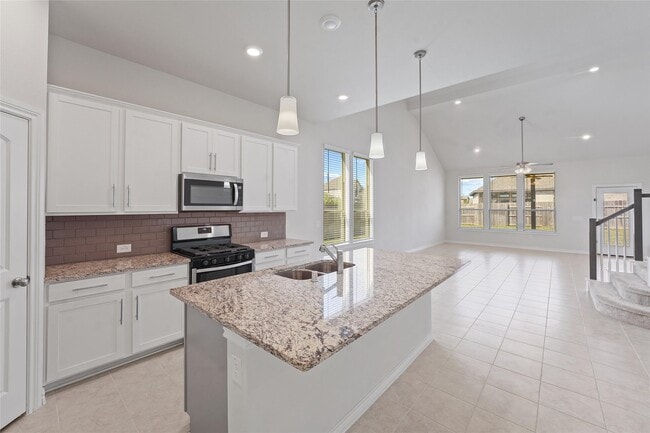 Building Photo - 7203 Buckthorn Holw Trl