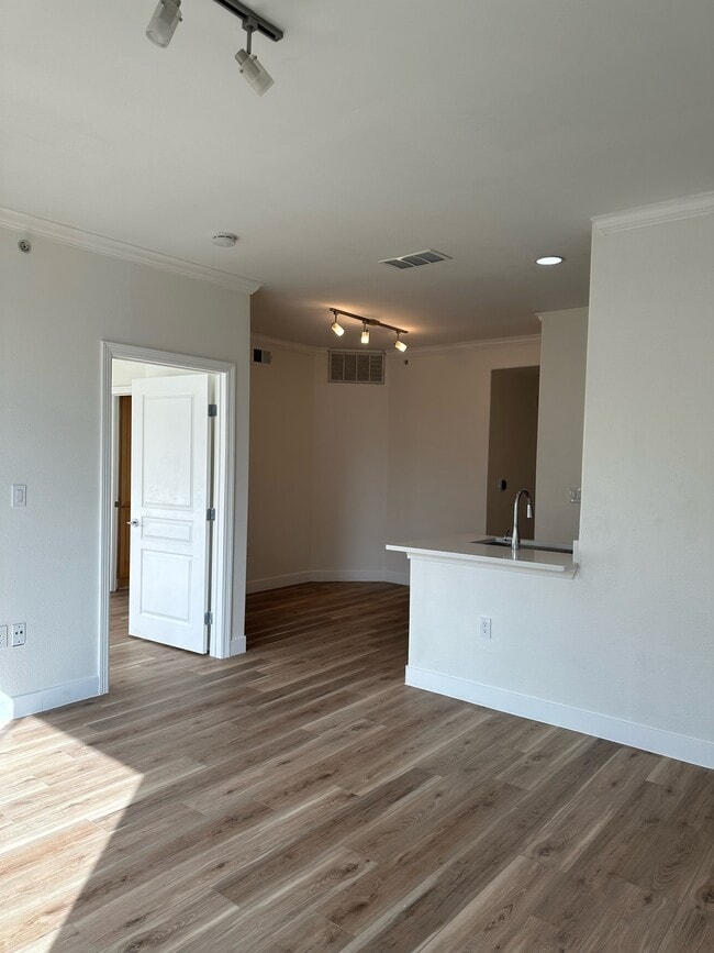 Building Photo - 330 Las Colinas Blvd E