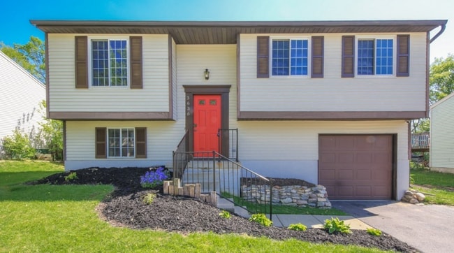 Building Photo - 3636 Charlotte Mill Dr