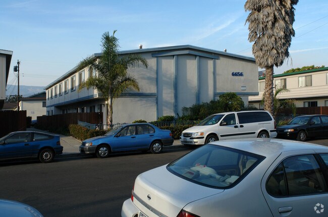 Building Photo - 6656 Picasso Rd