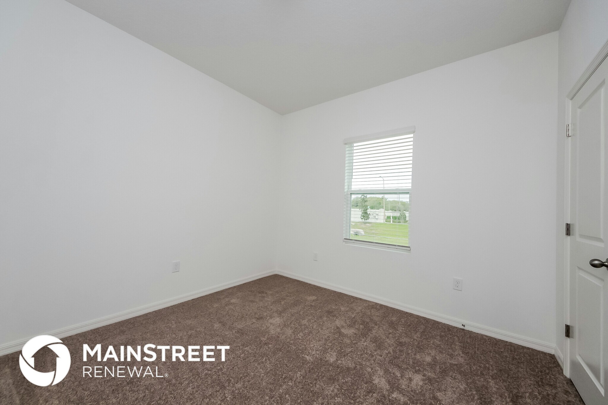 Building Photo - 104 Hidden Lk Lp