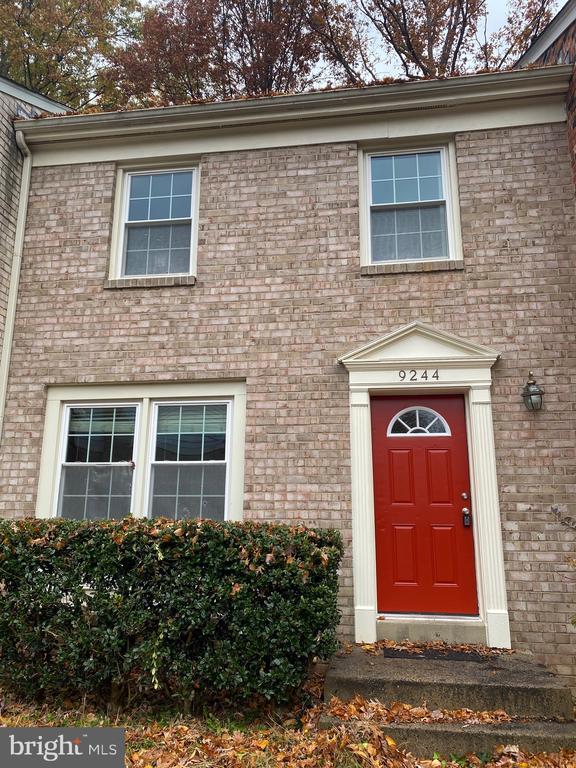 Building Photo - 9244 Sprucewood Rd