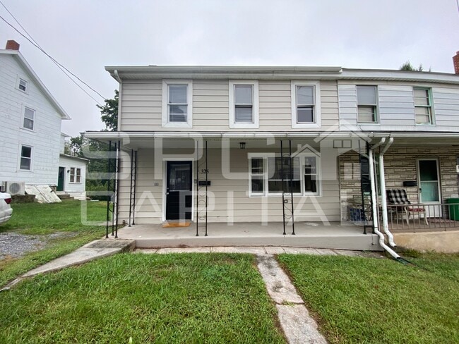 Primary Photo - 325 Valley St