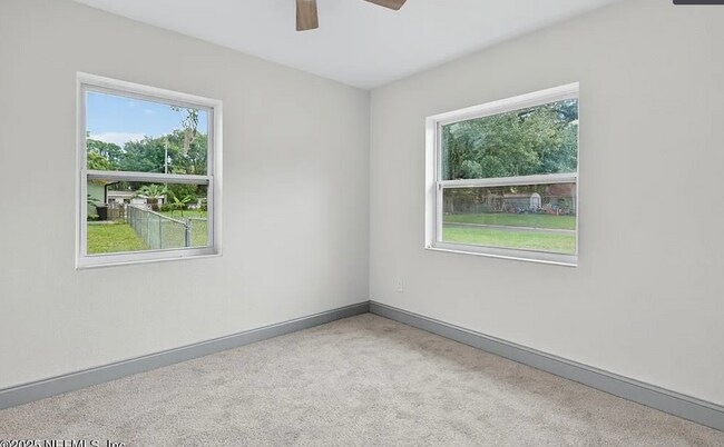 Building Photo - 1850 Harvester St