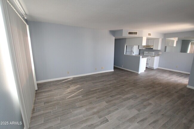 Building Photo - 14407 N Boxwood Ln