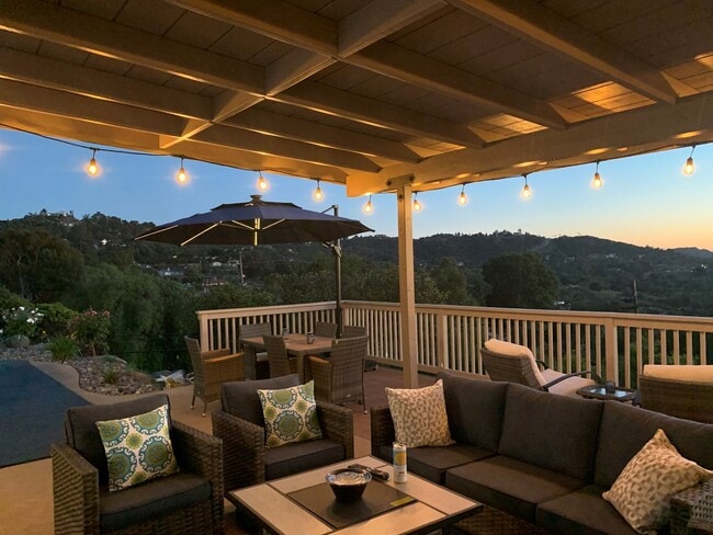 Building Photo - GORGEOUS 3/2.5 Bath Remodeled Home with Stunning Views in Alpine