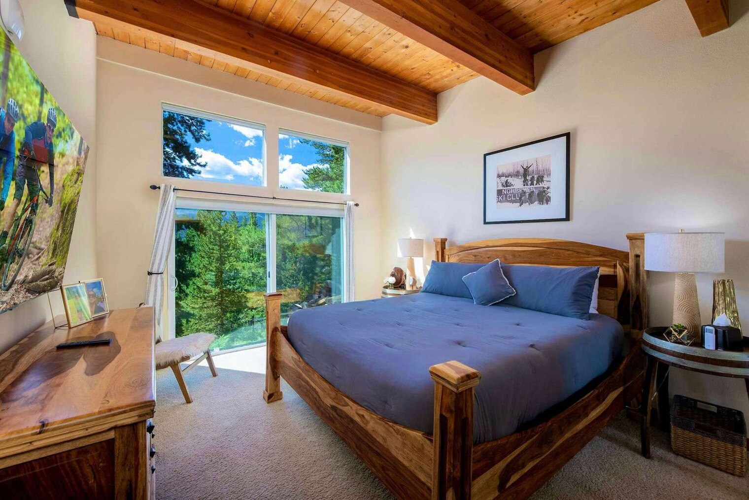 Building Photo - 1396 Forest Hills Dr