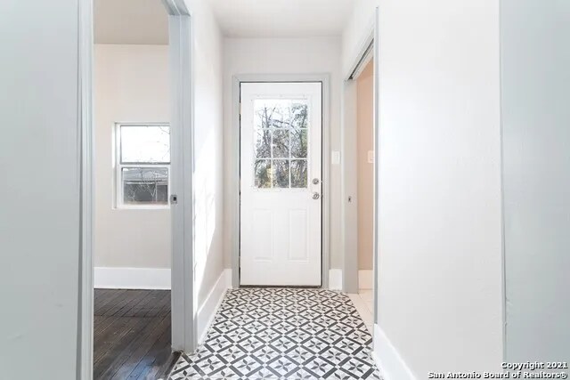 Building Photo - 134 Paul St