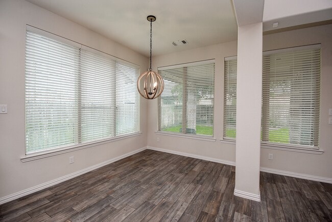 Building Photo - 27231 Symphony Creek Ln