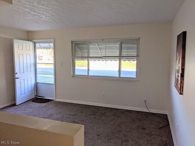 Building Photo - 1592 Ridgewick Dr