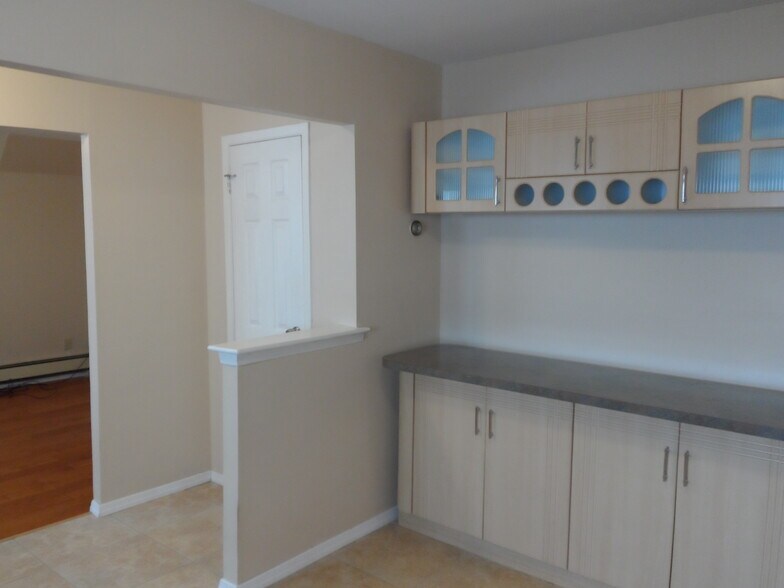 Two piece kitchen furniture - 144 Bridgetown St