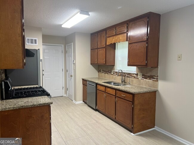 Building Photo - 217 Briarpatch Ct