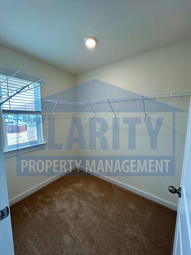 Building Photo - Newly built three bedroom townhome!