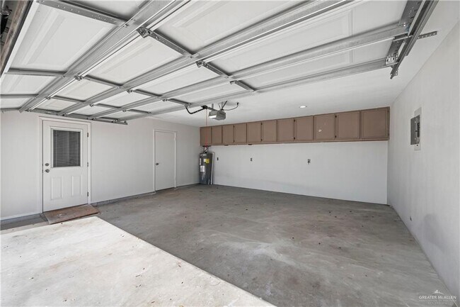 Building Photo - 4012 Auburn Ave W