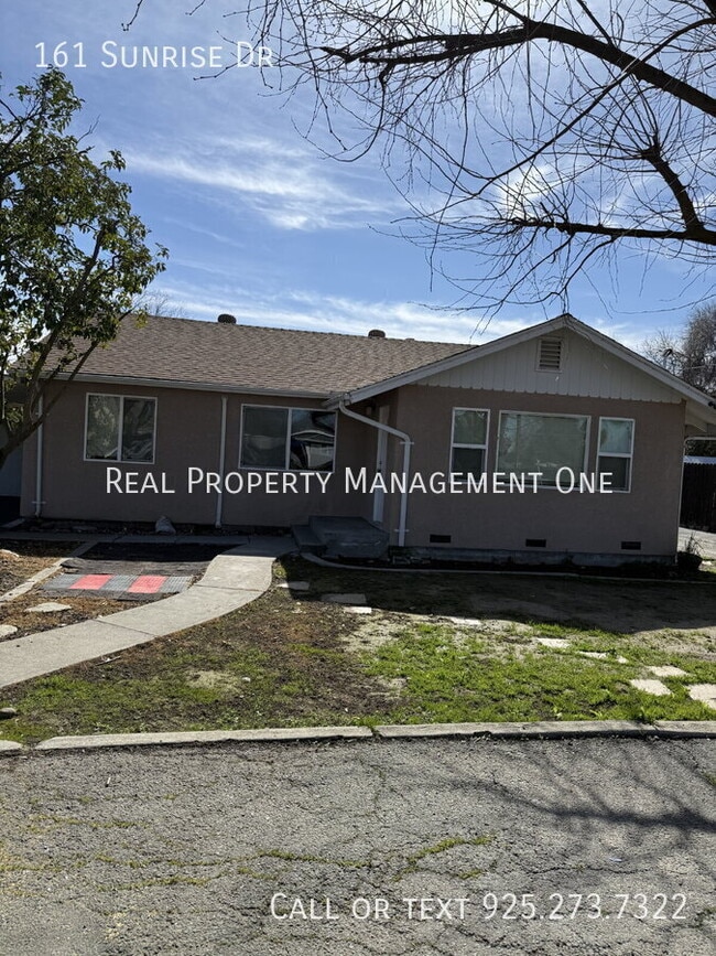Building Photo - 161 Sunrise Dr