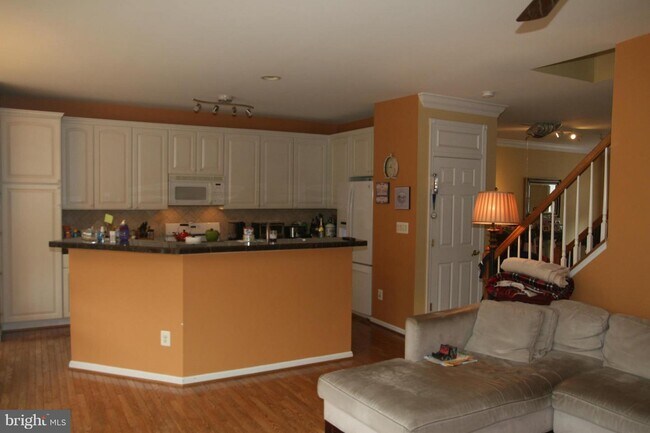 Building Photo - 20925 Cheyenne Terrace