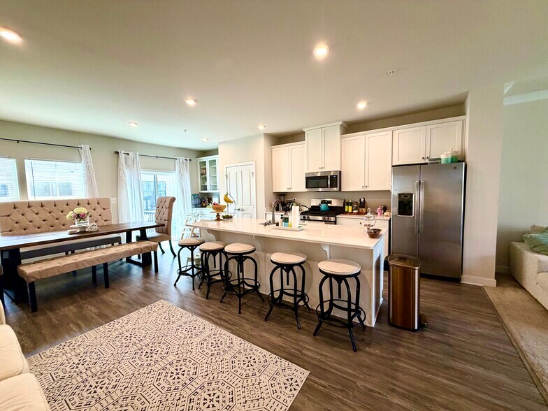 Building Photo - 2806 Toles Park Dr