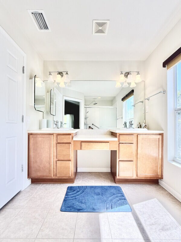 Building Photo - 10130 Westpark Preserve Blvd