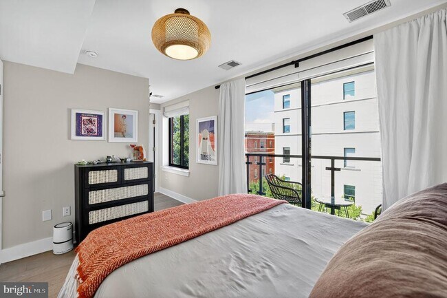 Building Photo - 1634 14th St NW