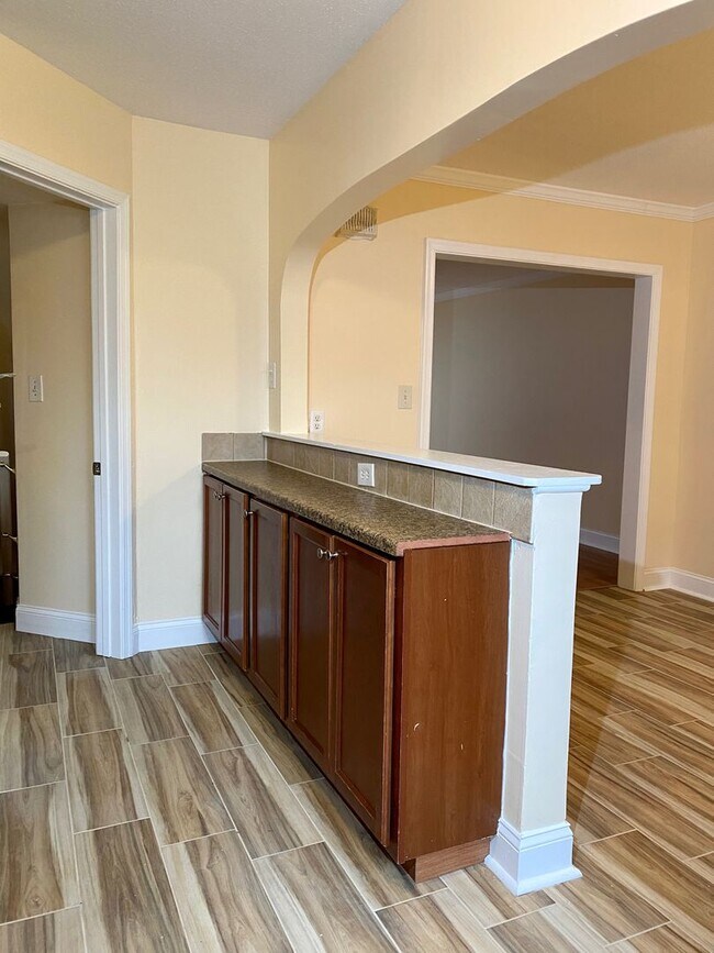 Building Photo - Charming 3 Bedroom/1.5 Bathroom Townhome in Parkville, MD!