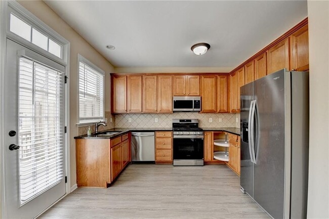 Building Photo - 4406 Village Field Place