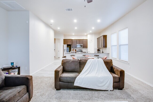 Living room - 9905 Virginia Ave