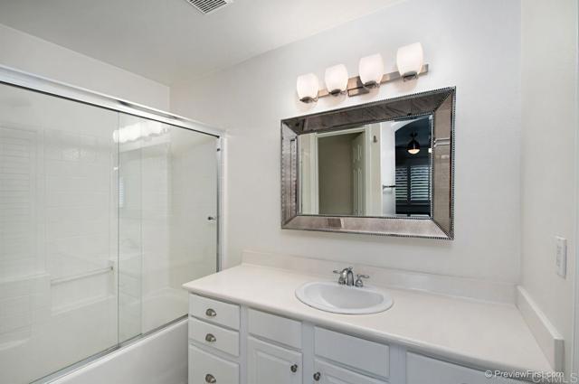 Building Photo - 6419 Alexandri Cir