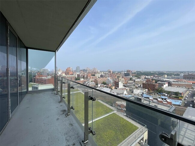 Building Photo - 13101 40th Rd