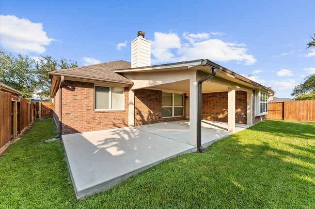 Building Photo - 19927 Letchfield Hollow Dr