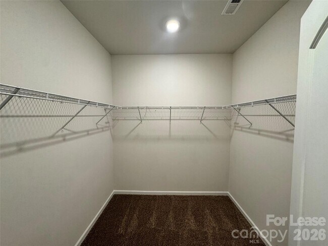 Building Photo - 1007 Maylen Trce