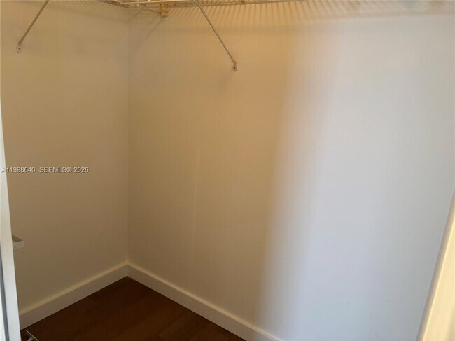 Building Photo - 200 Ashbury Rd