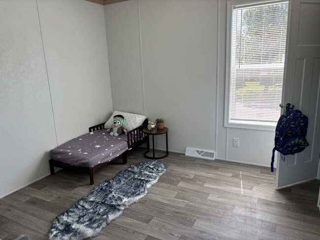Building Photo - 530 Cimarron