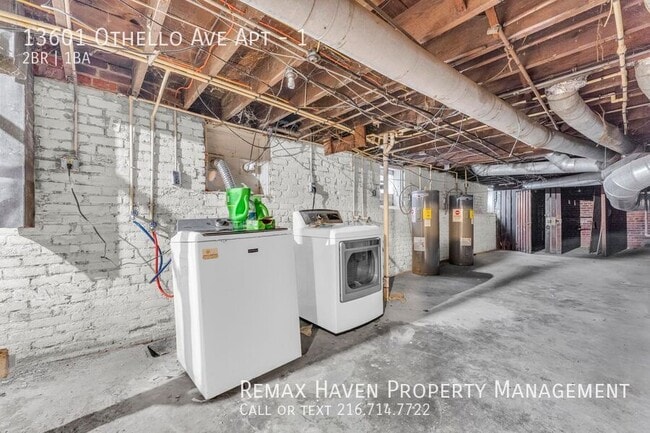 Building Photo - 13601 Othello Ave