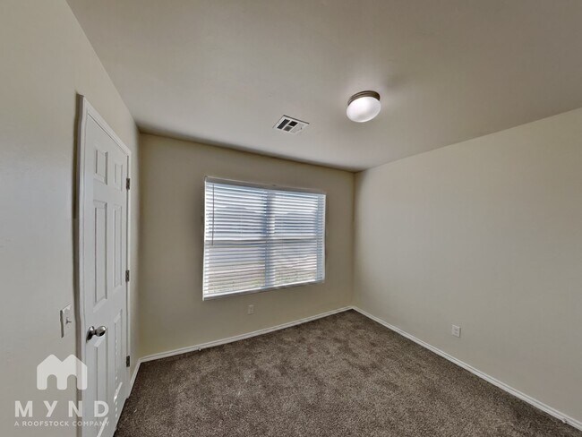 Building Photo - 10529 NW 19th St