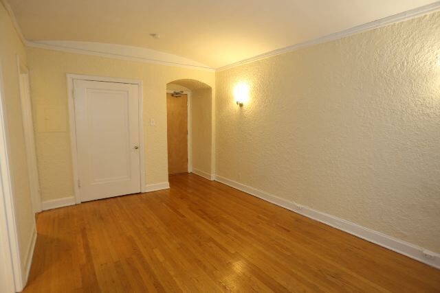 Building Photo - 541 W Arlington Pl