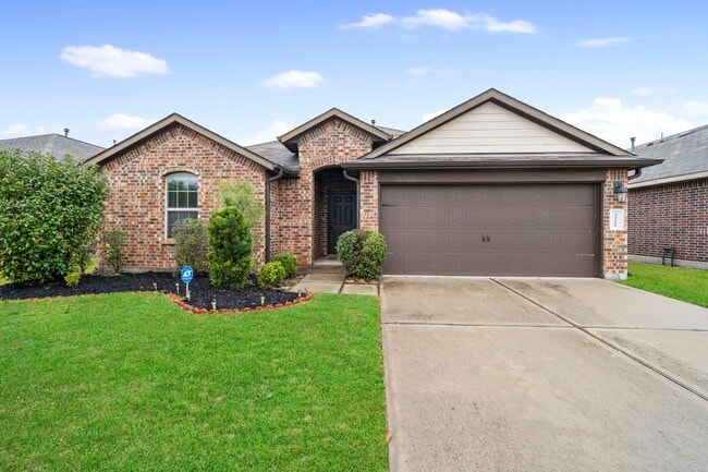 Building Photo - 3322 McDonough Way