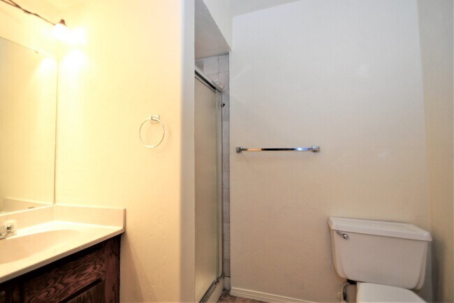 Building Photo - 1288 Suncrest Way