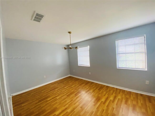 Building Photo - 9890 Hammocks Blvd