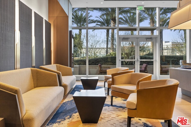 Building Photo - 877 Francisco St