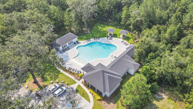 Building Photo - 116 Ainsdale Dr