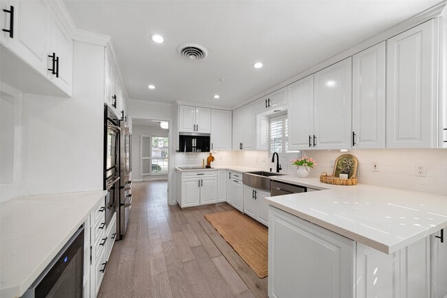 Building Photo - 5315 Rutherglenn Dr