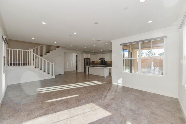 Building Photo - Irvine Single Family house 4bd/3ba Eastwoo...