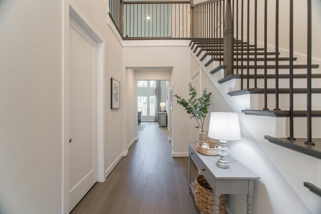 Building Photo - 71 Perennial Cyn Dr