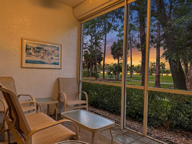 Building Photo - Beautifully furnished 2BR/2BA first-floor condo