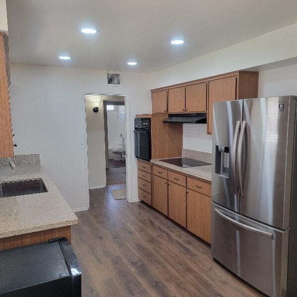 Building Photo - 28894 Portsmouth Dr
