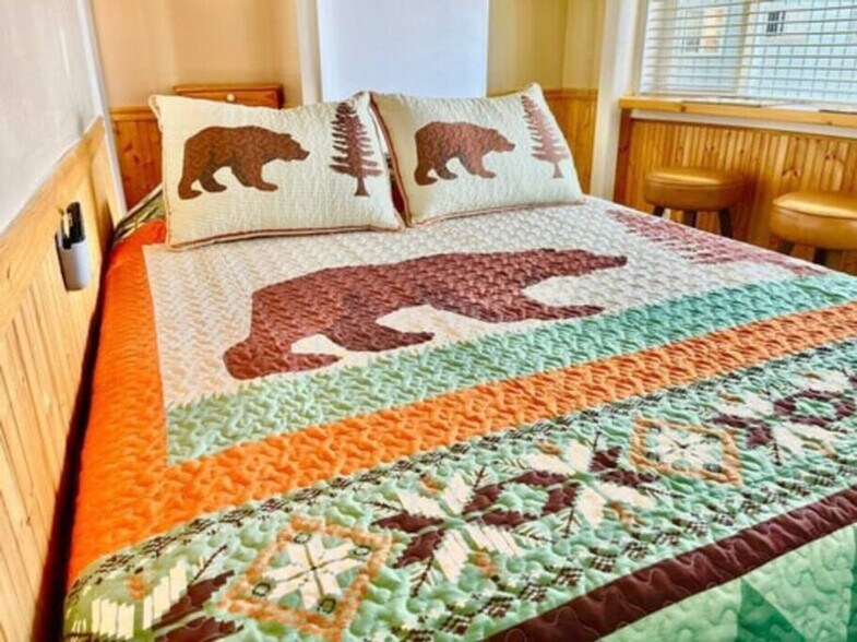 Building Photo - 225 Co Rd 804