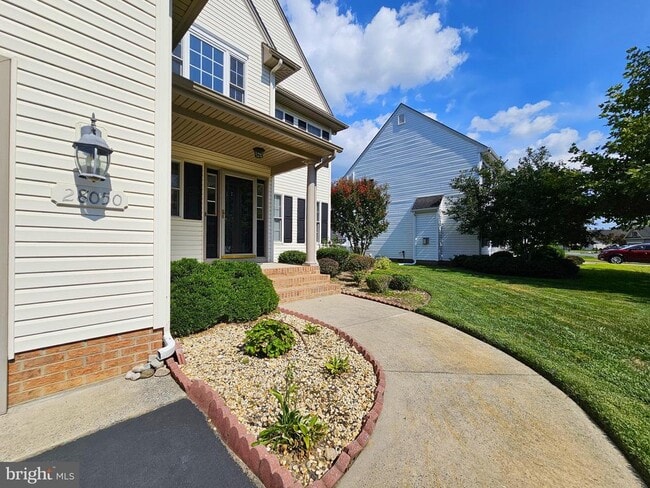 Building Photo - 28050 Cross Creek Dr