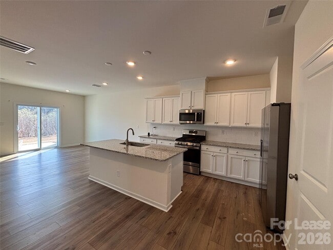 Building Photo - 5211 Maynard Hl Dr